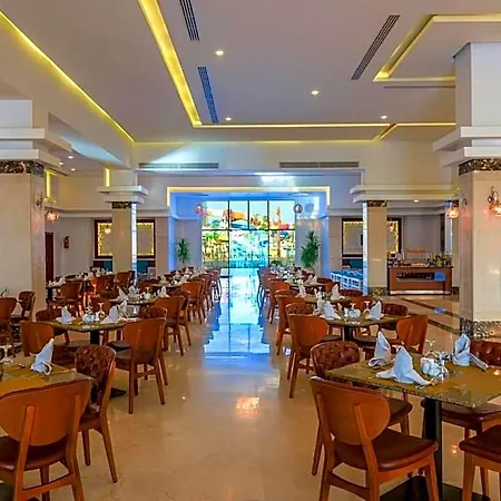 Pickalbatros Sea World Resort - Marsa Alam- \
